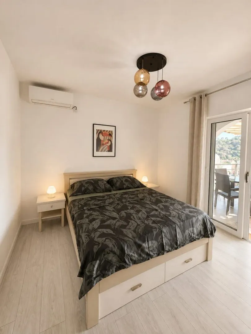 Sale, two bedroom apartment, 99m², Petrovac, Budva