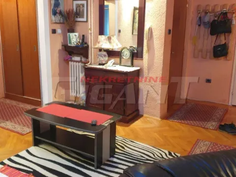 Prodaja, trosoban stan, 93m², Karaburma, Palilula Sve Podlokacije - image 3