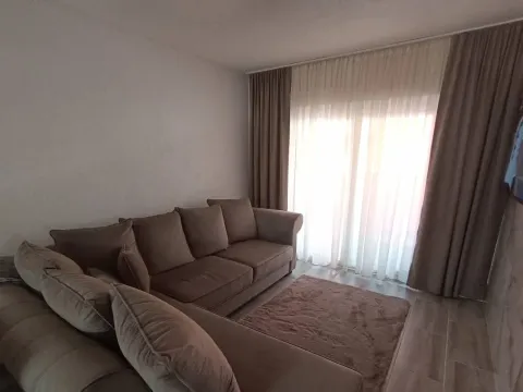 Rent, two bedroom apartment, 65m², Šušanj, Bar - image 5