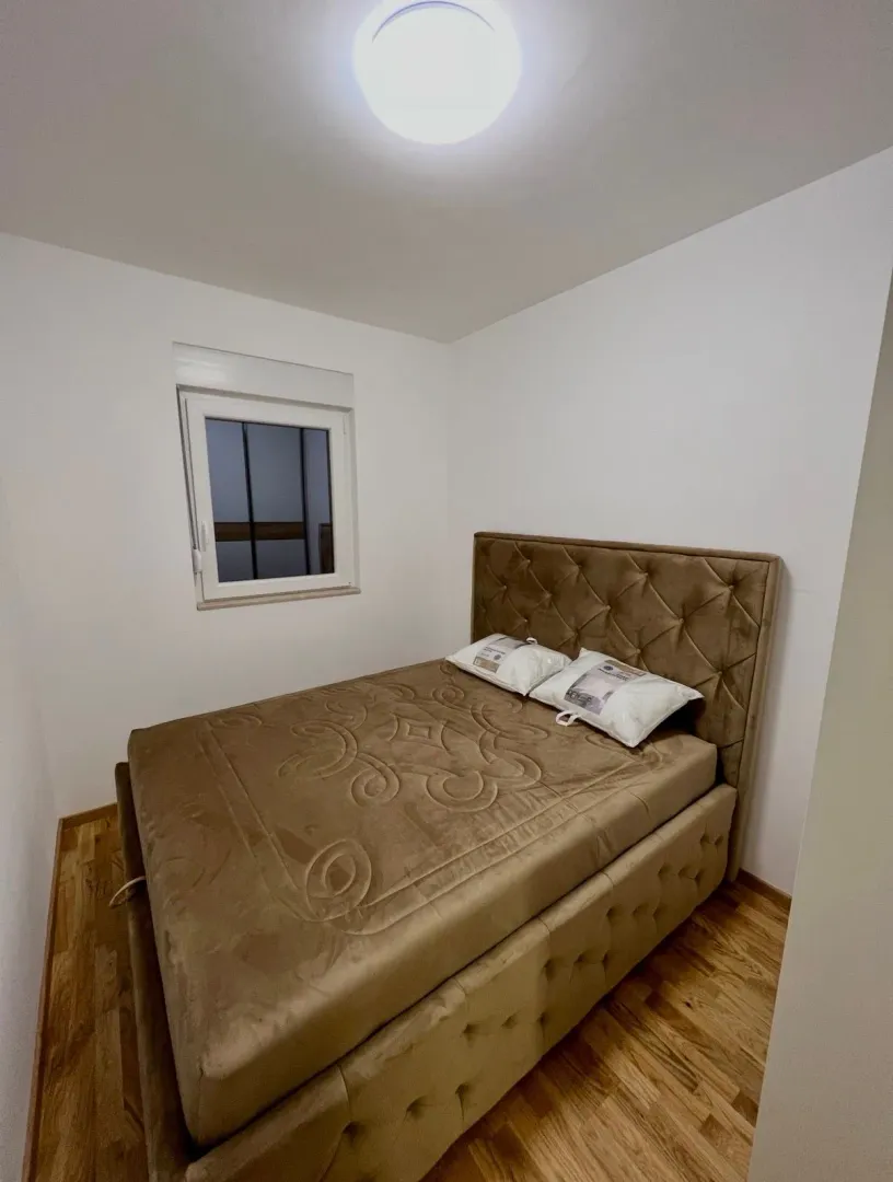 Rent, one bedroom apartment, 38m², Bečići, Budva