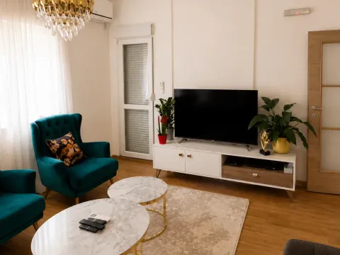 Izdavanje, jednosoban stan, 46m², Ljubović, Podgorica - image 2