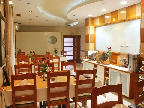 Prodaja, ugostiteljski objekat, 600m², Tivat, Crna Gora - image 2