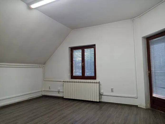 Rent, office space, 220m², Retenzija, Beograd