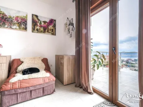 Sale, two bedroom apartment, 77m², Tivat, Crna Gora - image 5