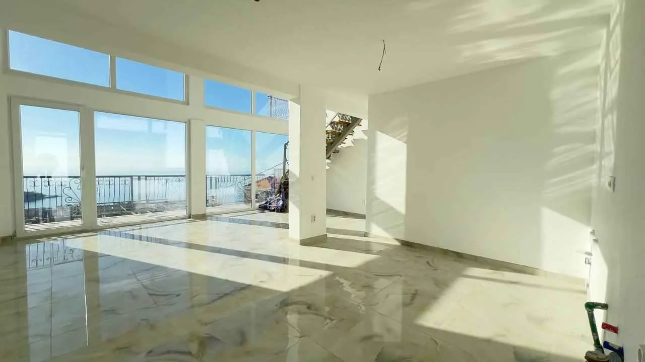 Sale, one bedroom apartment, 65m², Dobra Voda, Bar