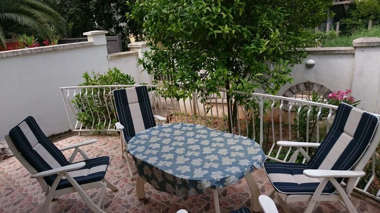 Sale, house, 160m², Utjeha, Ulcinj