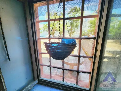 Prodaja, poslovni prostor, 77m², Škaljari, Kotor - image 2