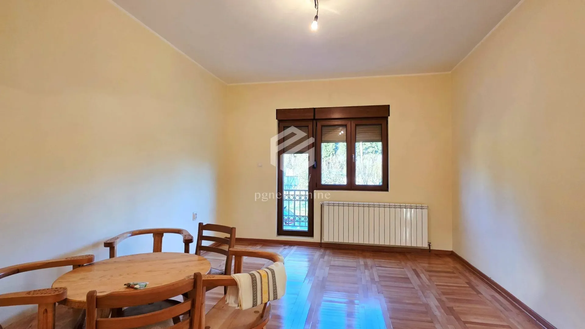 Izdavanje, kuća, 170m², Spuž, Danilovgrad