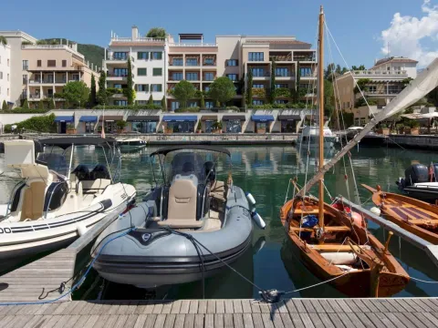 Sale, two bedroom apartment, 90m², Porto Montenegro, Tivat - image 23