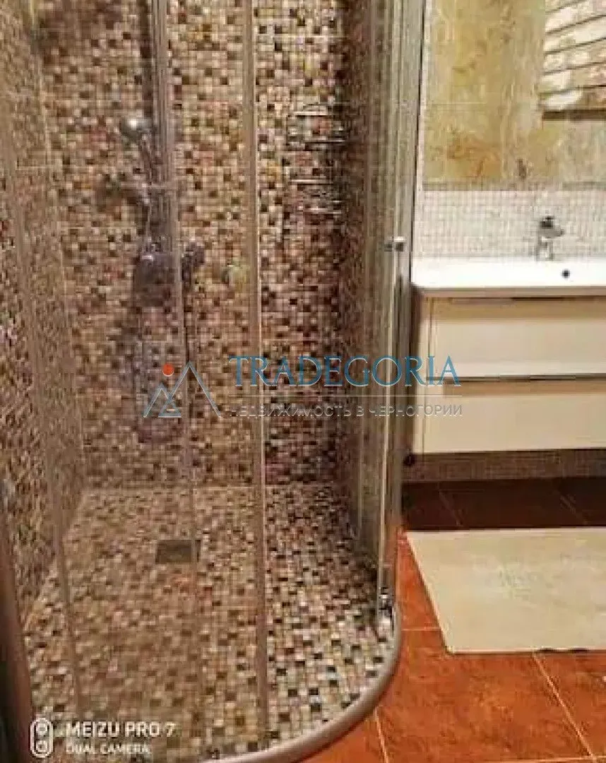 Prodaja, kuća, 300m², Kruče, Ulcinj