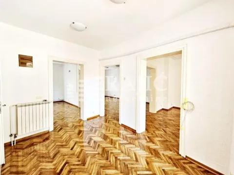 Rent, apartment, 150m², Stari Grad, Beograd - image 14