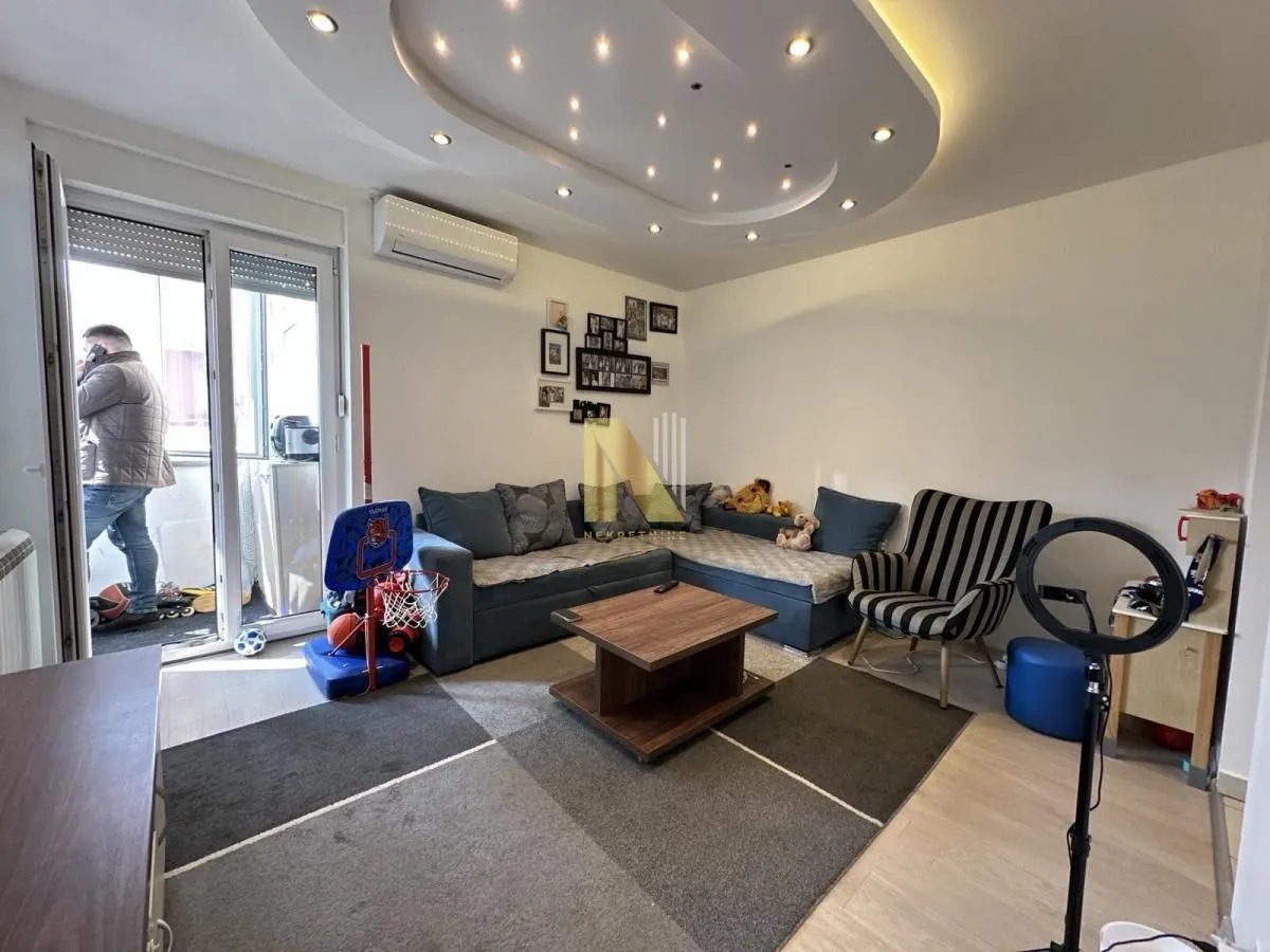 Prodaja, dvosoban stan, 40m², Nova Detelinara, Novi Sad Sve Podlokacije