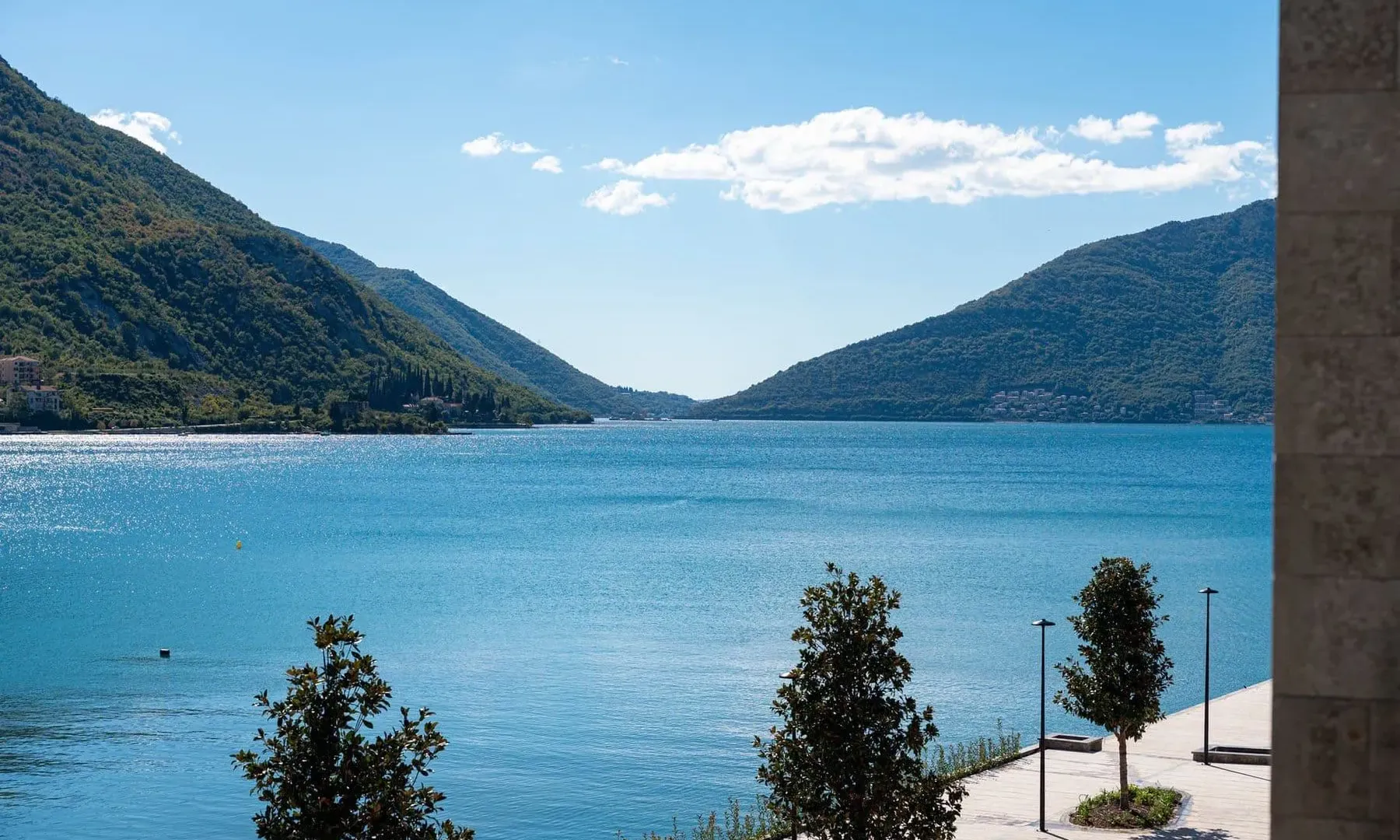 Prodaja, dvosoban stan, 88m², Risan, Kotor