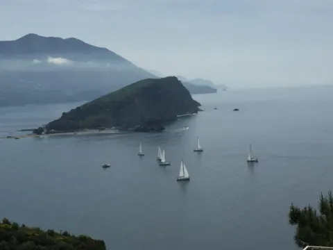 Sale, two bedroom apartment, 120m², Komoševina, Budva - image 2