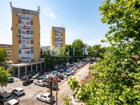 Izdavanje, dvosoban stan, 53m², Centar, Podgorica - image 11