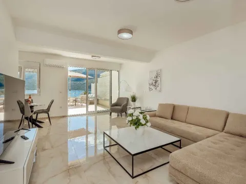 Sale, two bedroom apartment, 120m², Baošići, Herceg Novi - image 16