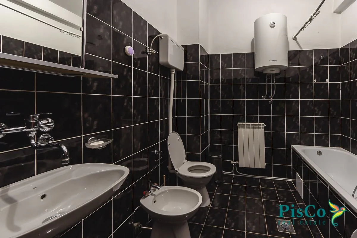 Rent, house, 250m², Zabjelo, Podgorica