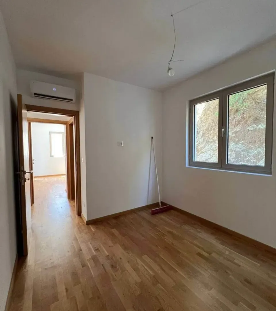 Sale, two bedroom apartment, 62m², Bečići, Budva