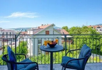 Izdavanje, trosoban stan, 120m², Seljanovo, Tivat - image 3