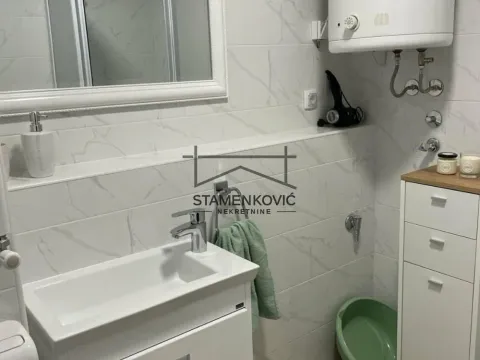 Izdavanje, jednosoban stan, 41m², Petrovaradin, Novi Sad - image 12