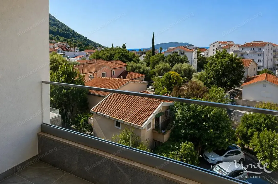 Sale, one bedroom apartment, 42m², Podkošljun, Budva