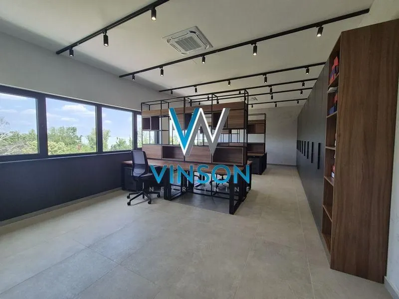 Rent, office space, 230m², Železnička Stanica, Novi Sad Sve Podlokacije