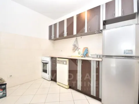 Izdavanje, jednosoban stan, 37m², 1 maj, Podgorica - image 4