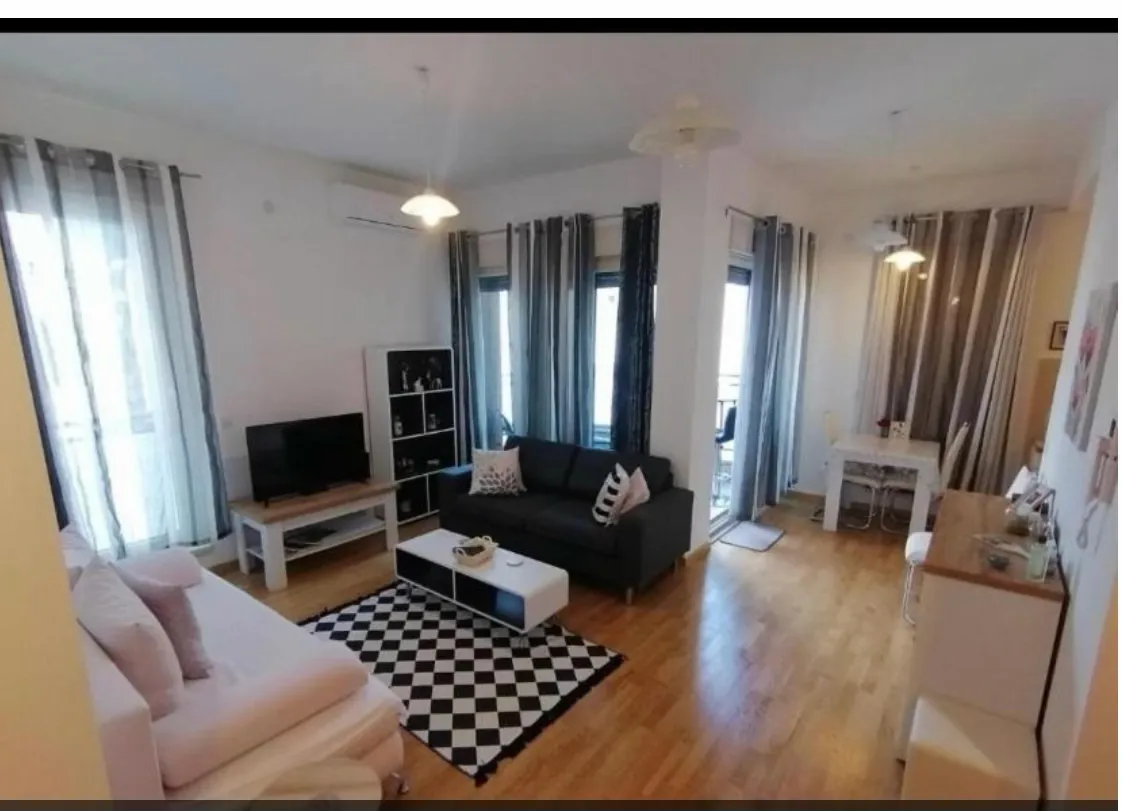 Rent, two bedroom apartment, 52m², Bečići, Budva