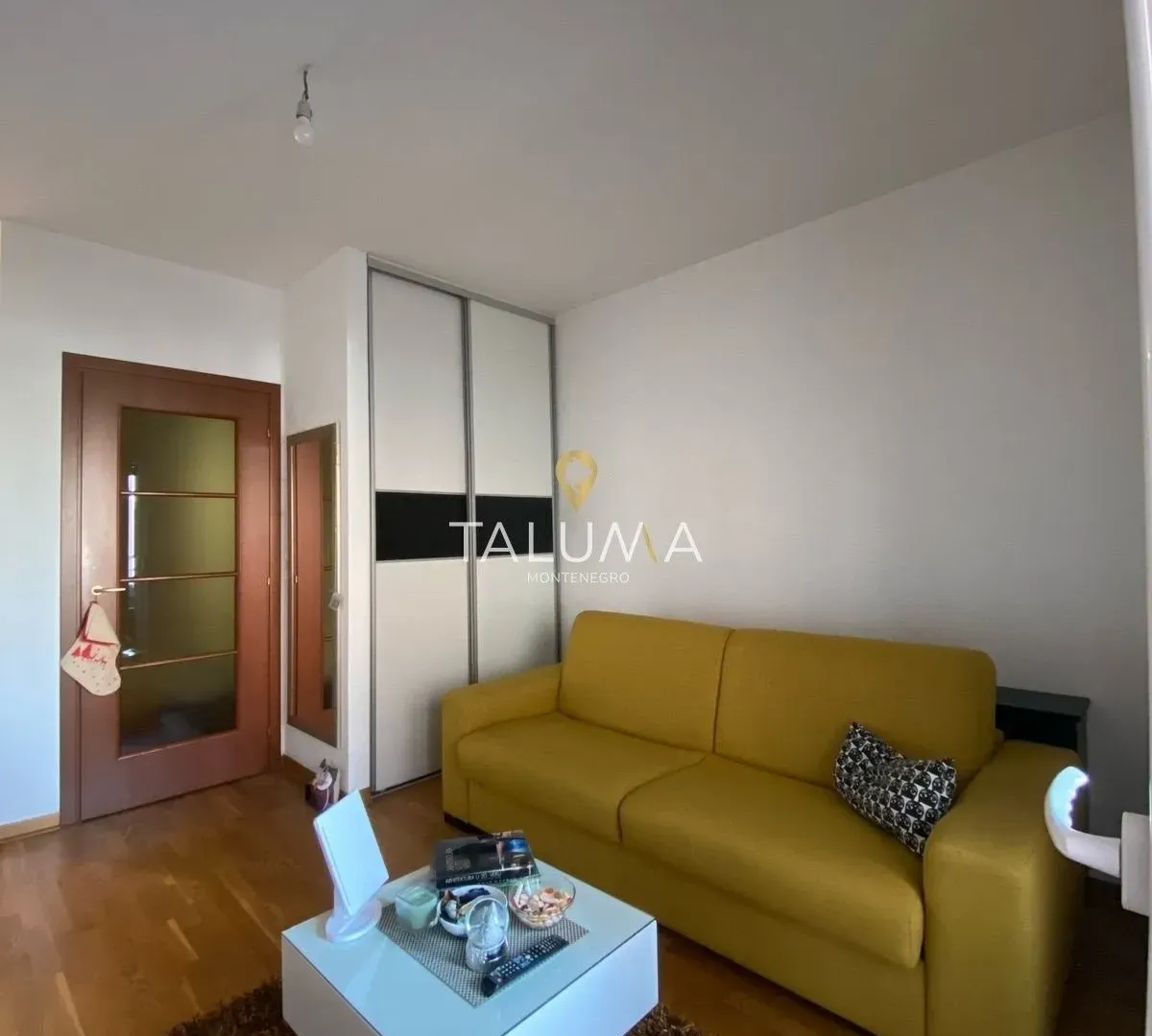 Izdavanje, garsonjera, 33m², City Kvart, Podgorica