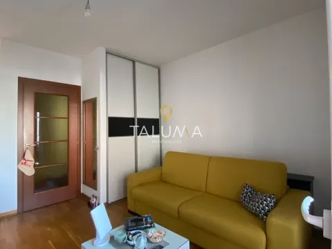Izdavanje, garsonjera, 33m², City Kvart, Podgorica - image 1