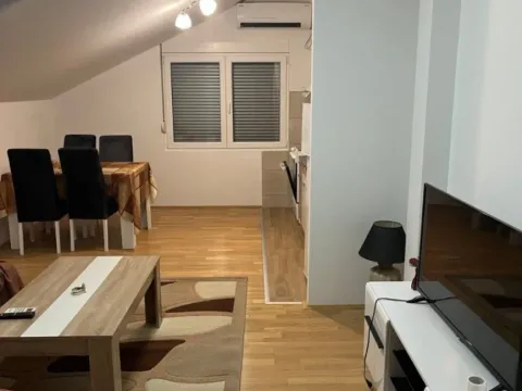 Izdavanje, jednosoban stan, 40m², Zabjelo, Podgorica - image 3