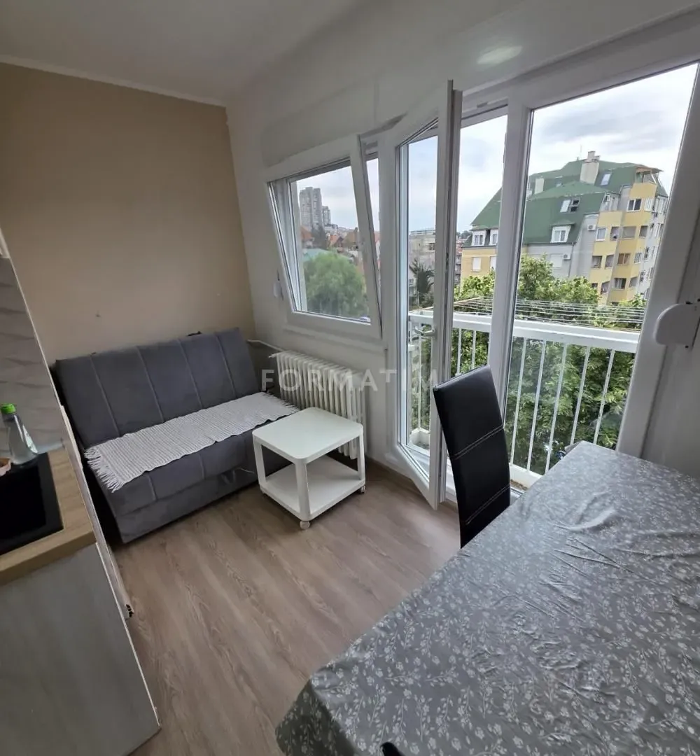 Sale, one bedroom apartment, 39m², Voždovac Sve Podlokacije, Beograd
