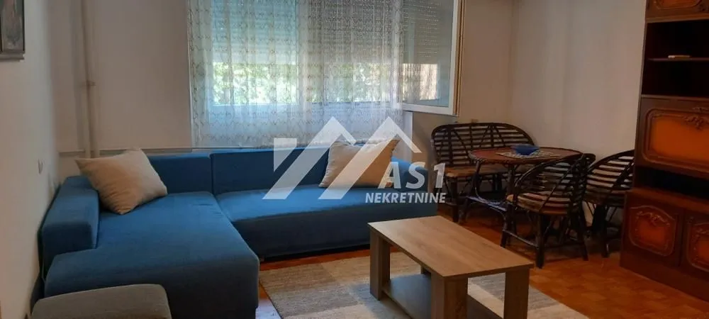 Izdavanje, dvosoban stan, 53m², Socijalno, Novi Sad Sve Podlokacije