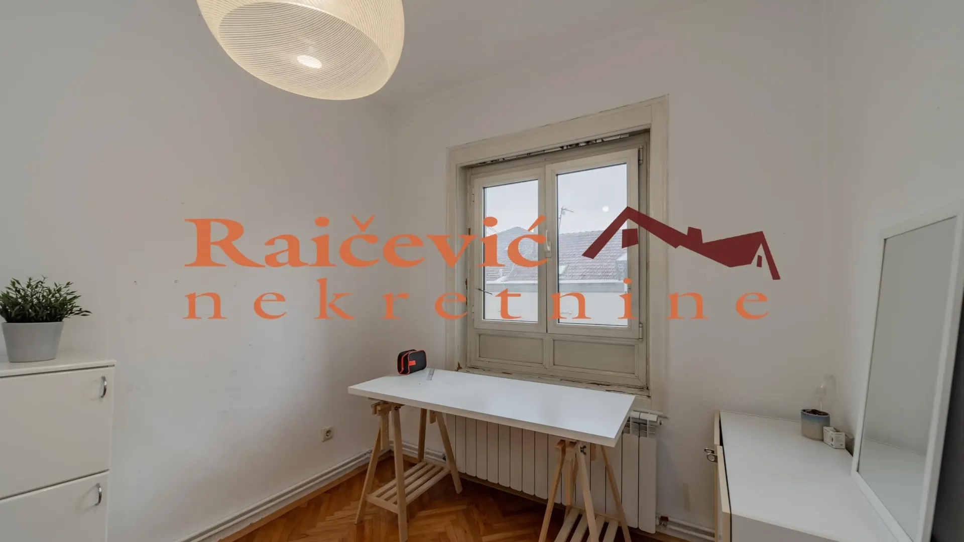 Prodaja, trosoban stan, 68m², Kalenić Pijaca, Vračar Sve Podlokacije