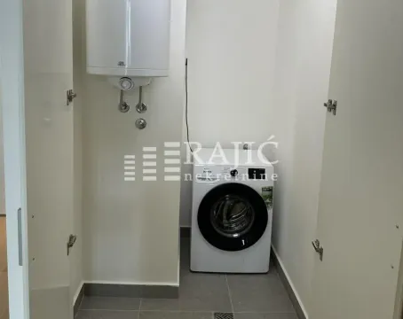 Rent, two bedroom apartment, 55m², Savski Venac, Beograd - image 12