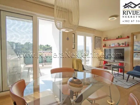 Prodaja, dvosoban stan, 64m², Tivat, Crna Gora