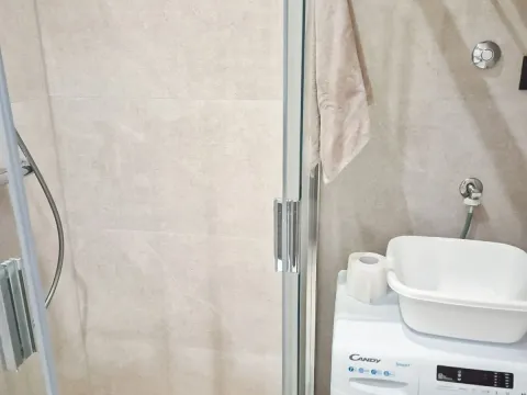 Izdavanje, jednosoban stan, 50m², Donja Gorica, Podgorica - image 2