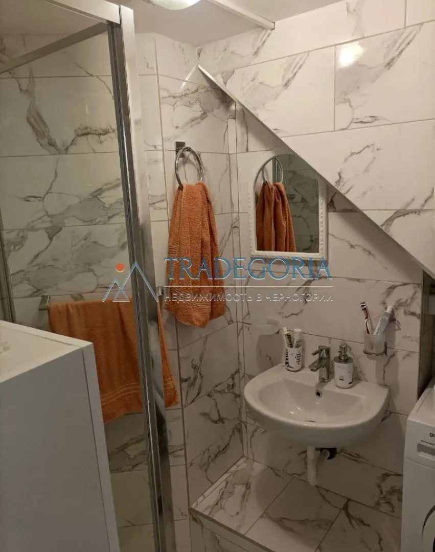 Prodaja, jednosoban stan, 110m², Petrovac, Budva
