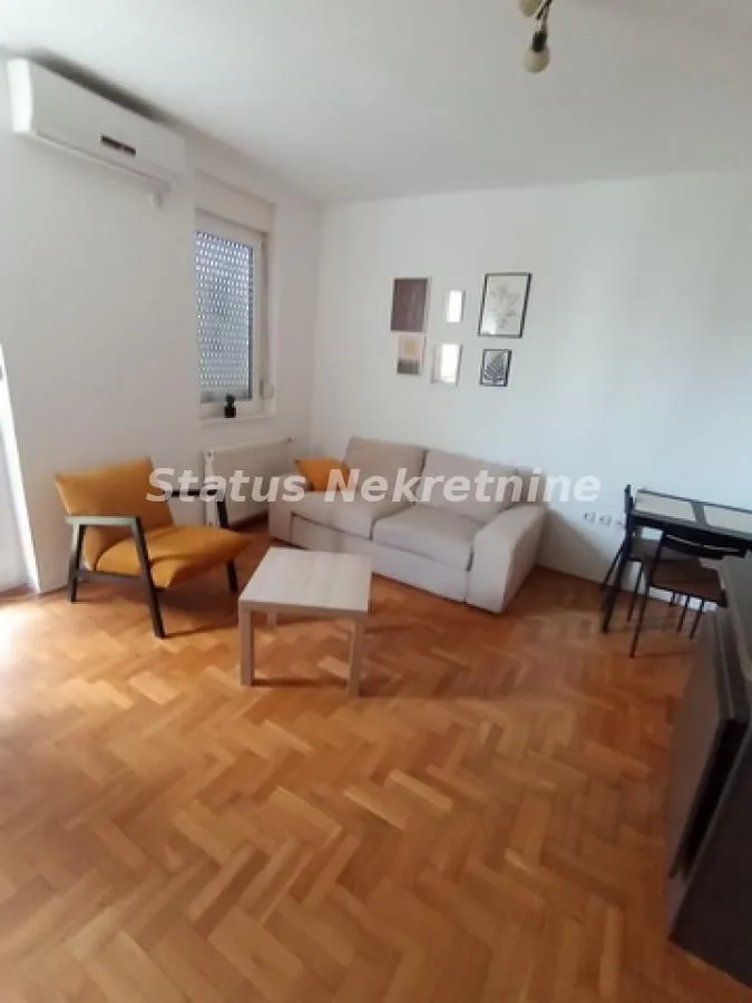 Rent, one bedroom apartment, 37m², Adamovićevo Naselje, Novi Sad Sve Podlokacije