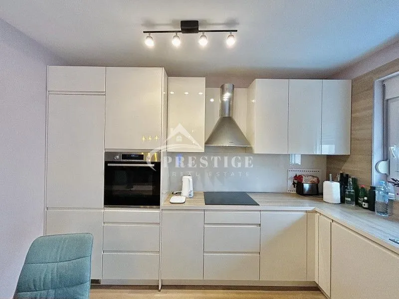 Prodaja, dvosoban stan, 86m², Preko Morače, Podgorica