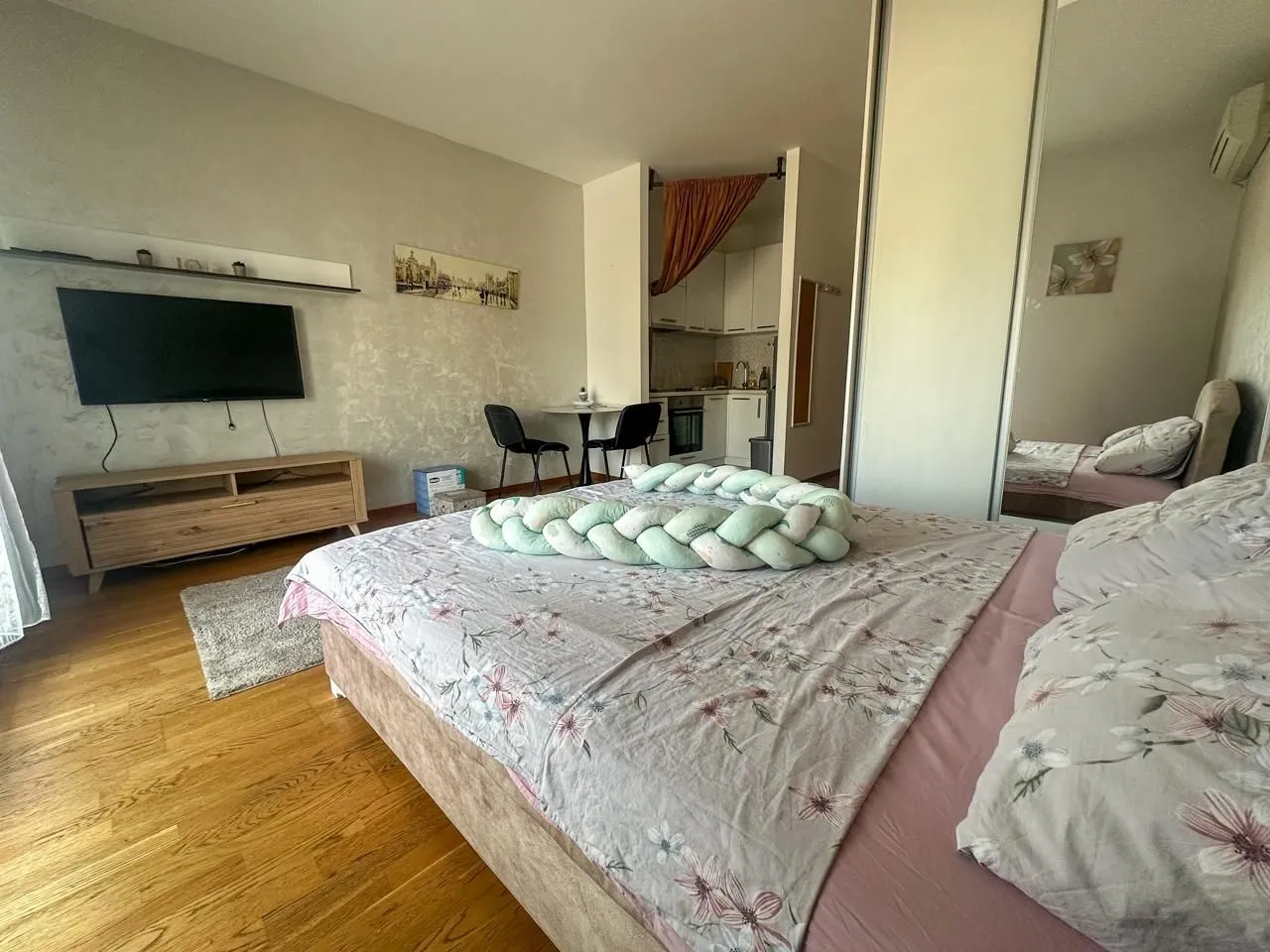 Prodaja, garsonjera, 33m², City Kvart, Podgorica