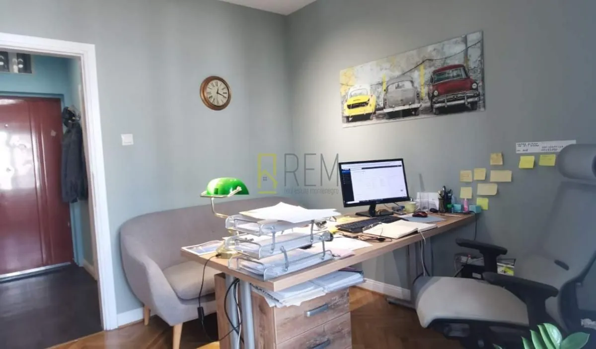 Prodaja, jednosoban stan, 36m², Blok 6, Podgorica