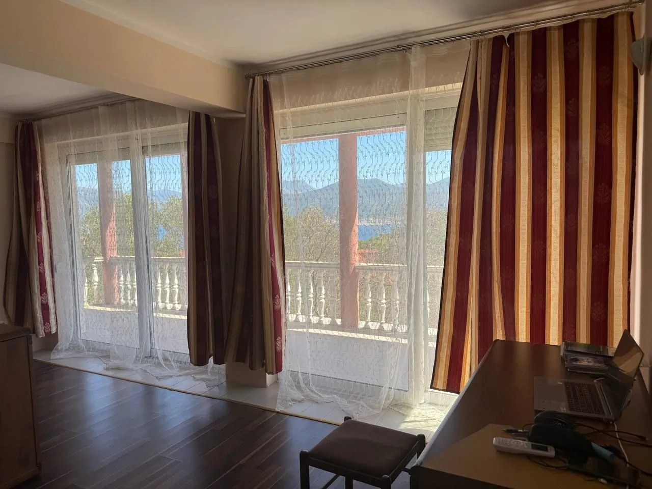 Rent, house, 300m², Tivat, Crna Gora