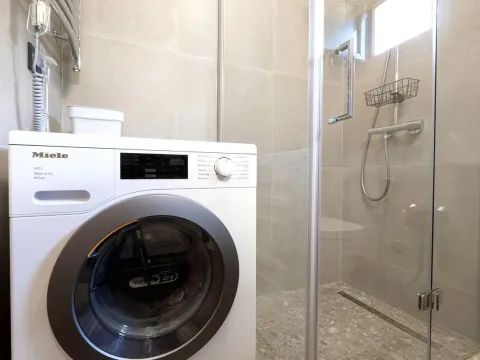 Prodaja, trosoban stan, 77m², Tivat, Crna Gora - image 7