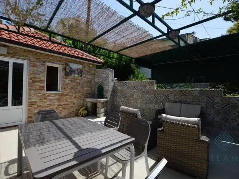 Prodaja, kuća, 427m², Kumbor, Herceg Novi - image 5