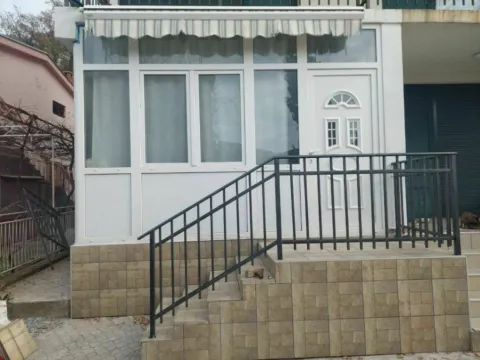 Sale, one bedroom apartment, 45m², Sutomore, Bar - image 11