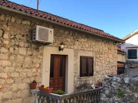 Sale, two bedroom apartment, 50m², Kotor, Crna Gora - image 18