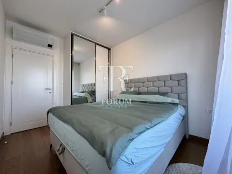 Izdavanje, jednosoban stan, 50m², Tološka šuma, Podgorica - image 9