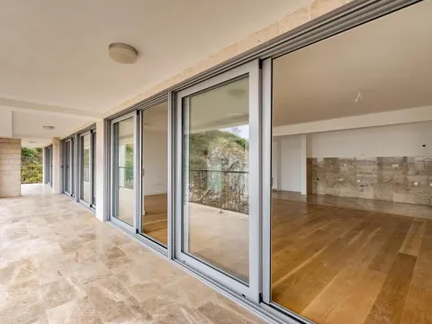 Sale, three bedroom apartment, 160m², Pržno, Budva - image 6