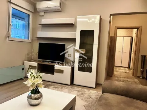 Rent, apartment, 45m², Stari Grad, Beograd - image 2